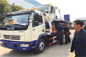 宜章汽车道路救援拖车价格